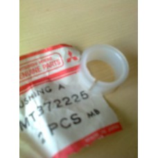 MT372225 MITSUBISHI L300 VİTES KOL Mİ ALT BURCU  BUSHING